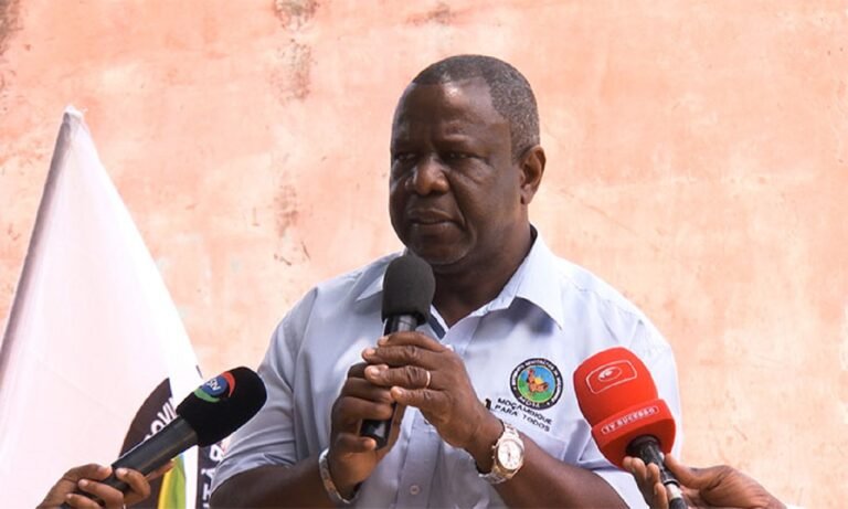 Lutero Simango acusa Governo de mentir sobre a crise de combustíveis ...